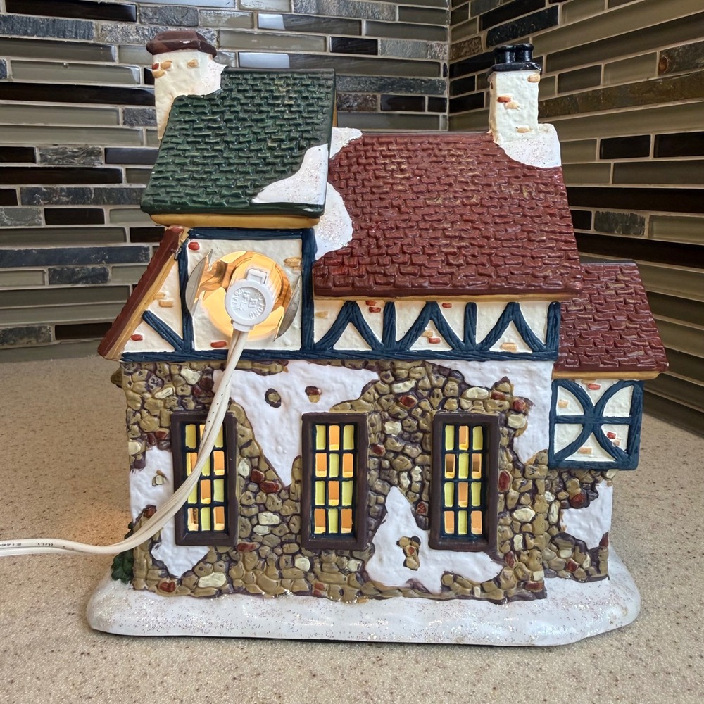 Norman Rockwell Saturday Evening Post Santa Reading Mail Lighted Porcelain House - Picture 7 of 16